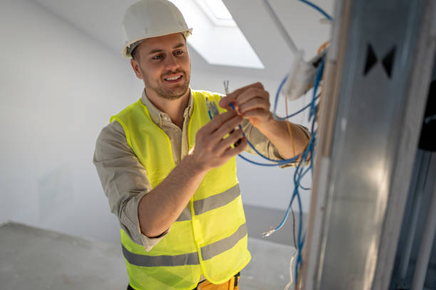 Best Local Electrician Companies  in Barrington, IL